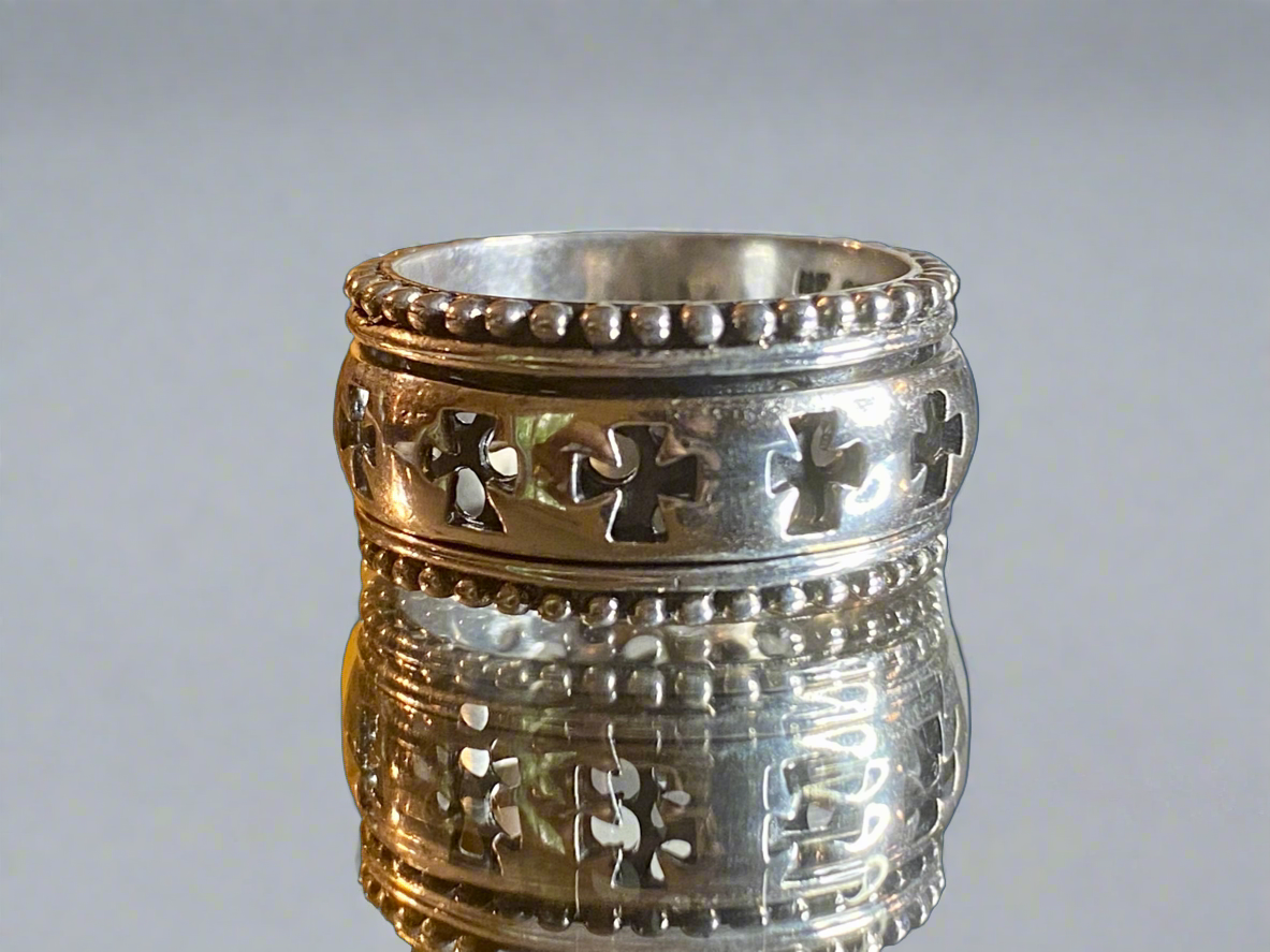 Statement Spinner Ring!