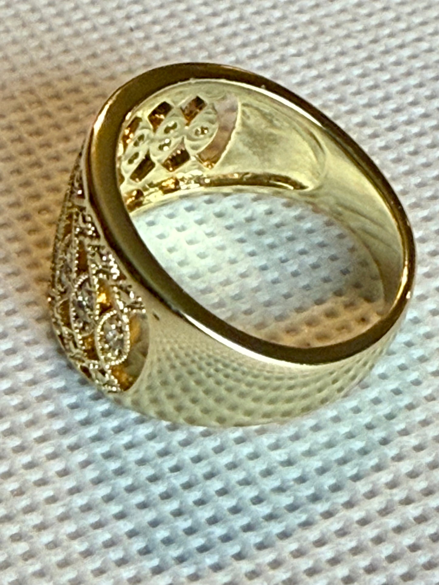 Ladies Open Band Ring! 8-9