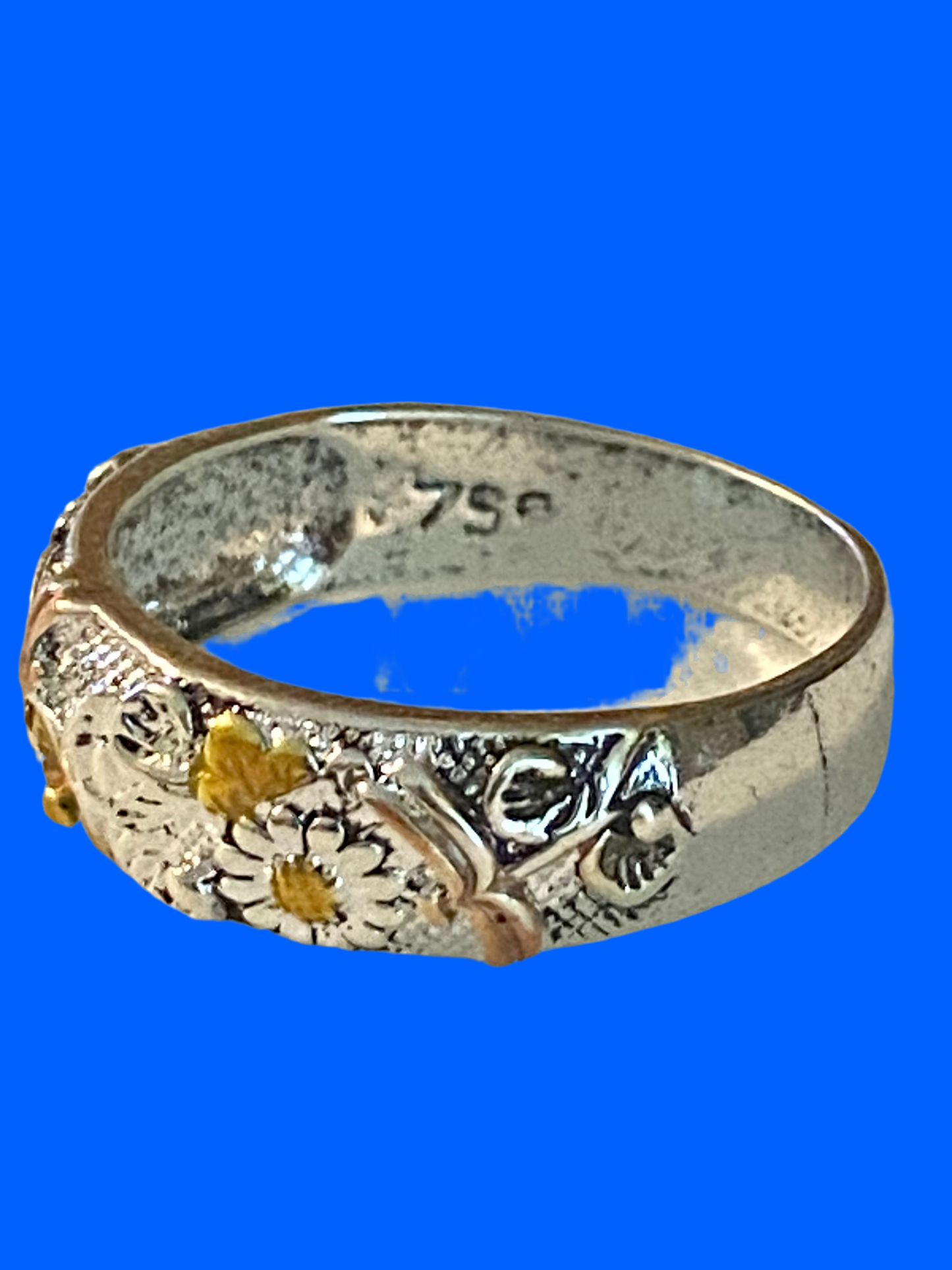 Vintage Statement Ring! 8