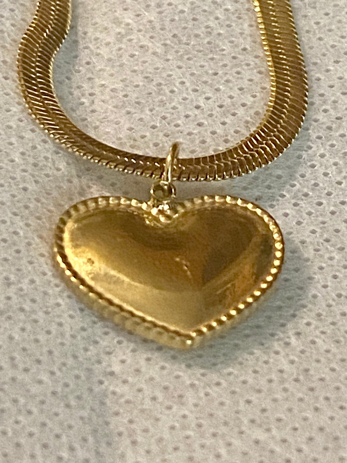 Heart Pendant Necklace!