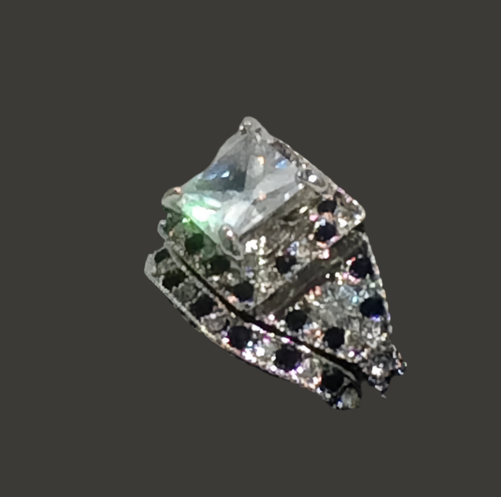 Ladies Wedding Ring Set!