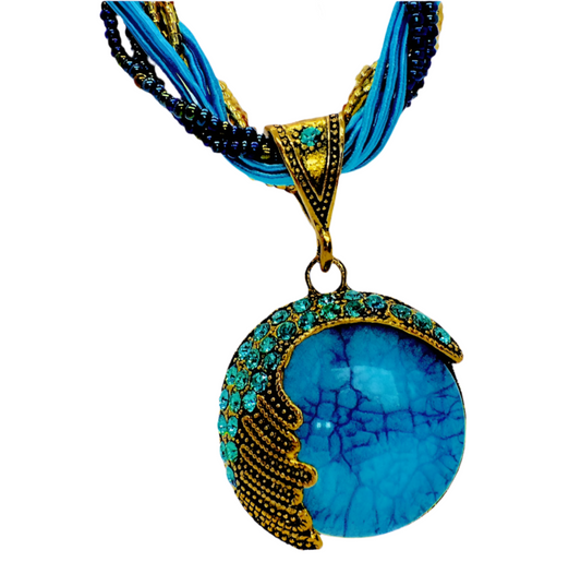 Hand Woven Pendant Necklace!