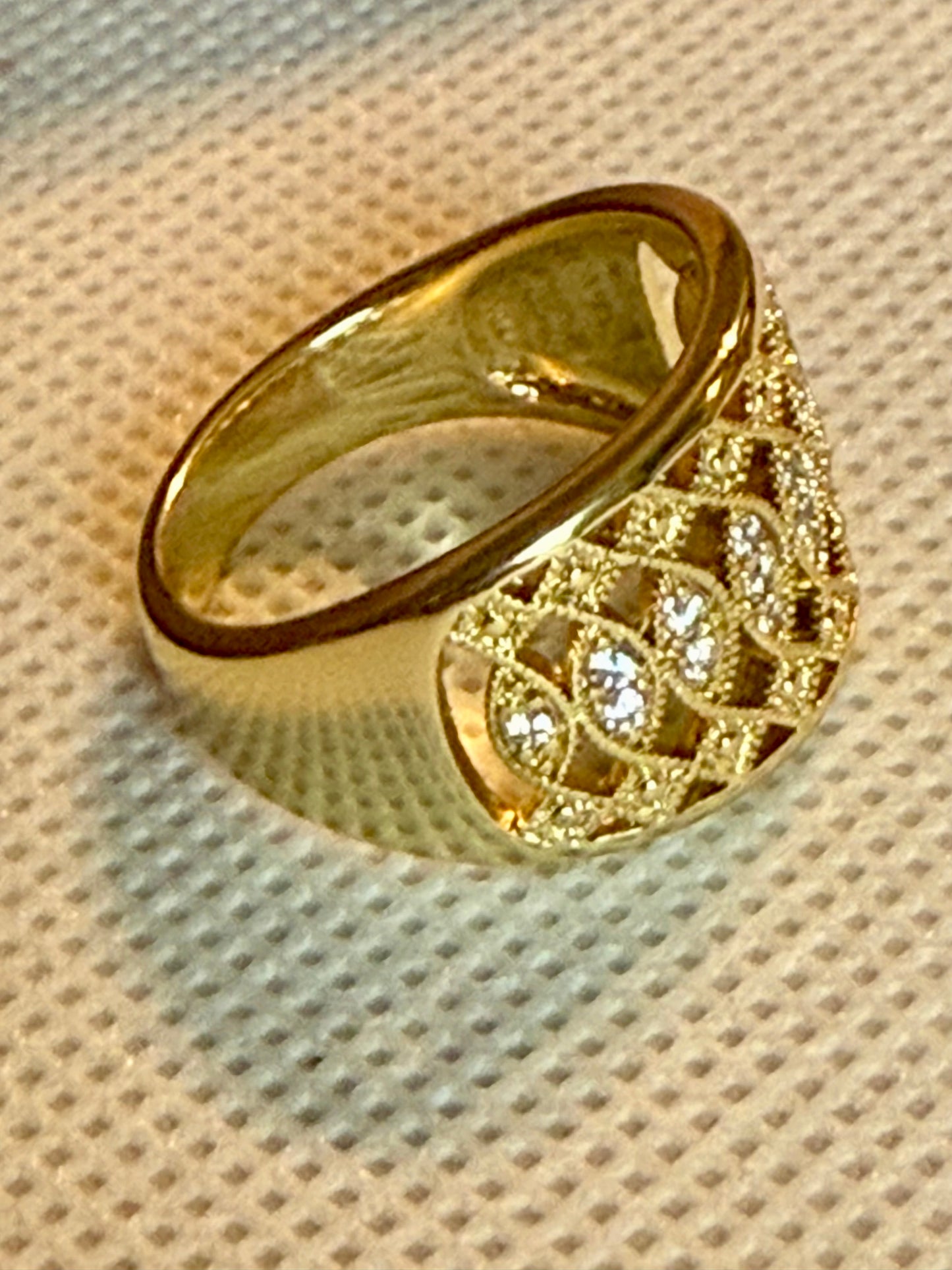 Ladies Open Band Ring! 8-9