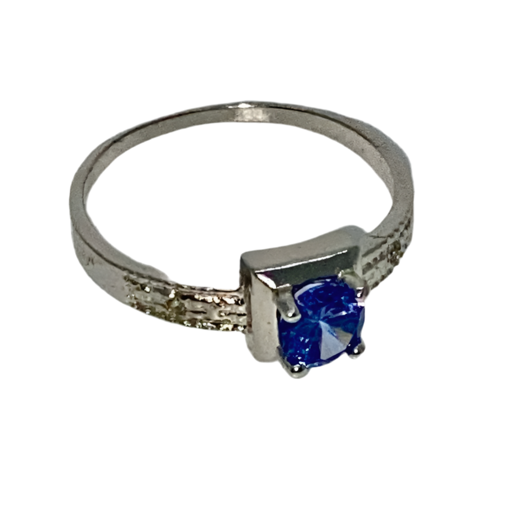 Tanzanite With Diamonds Ring!