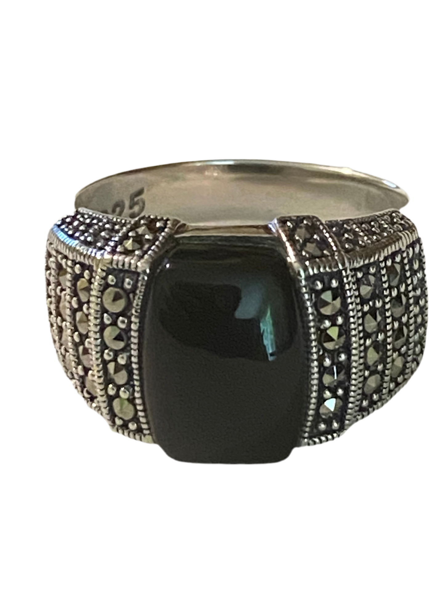 Men’s Black Onyx Ring!! 11