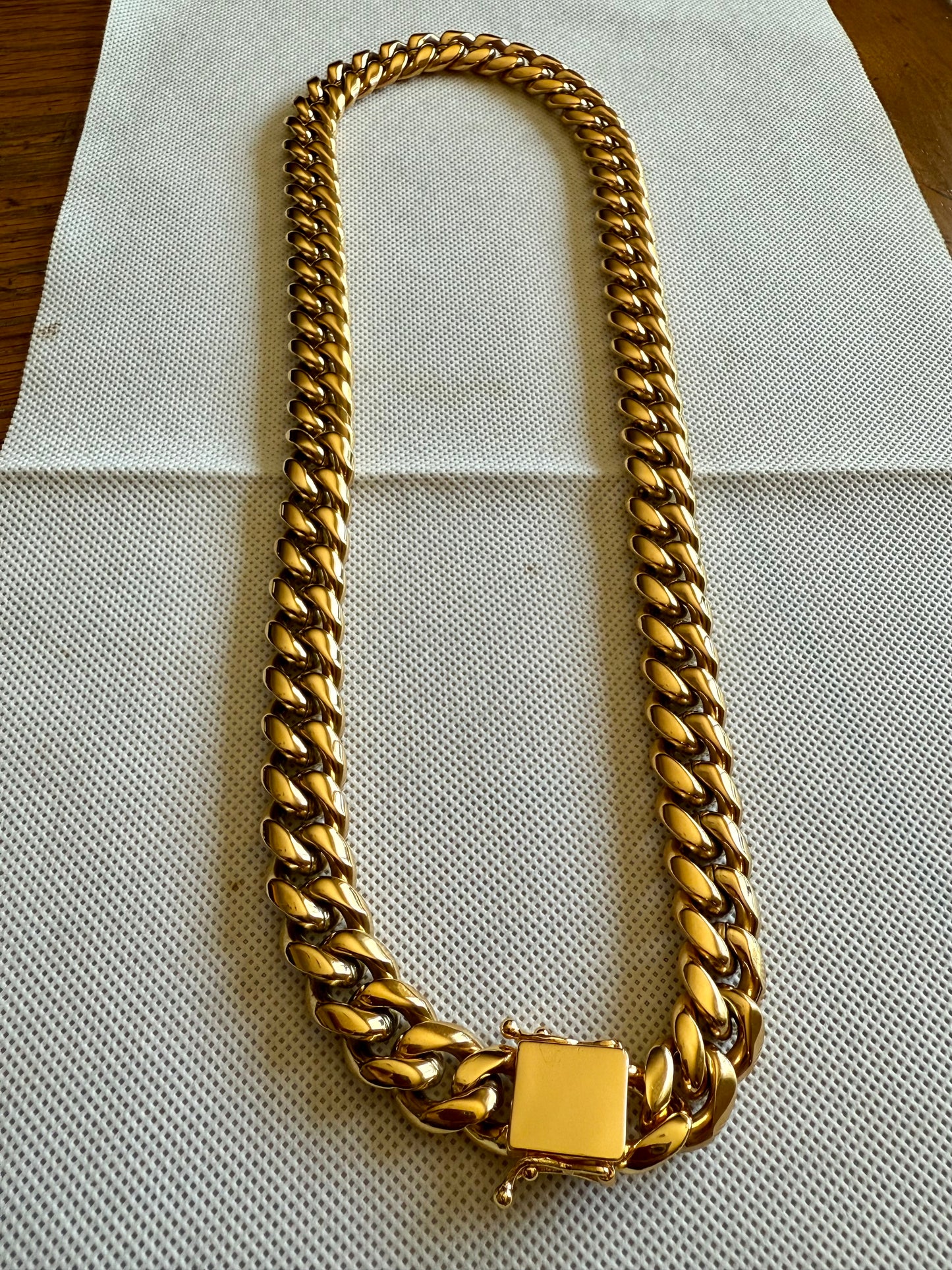 Cuban Link Chain Necklace!