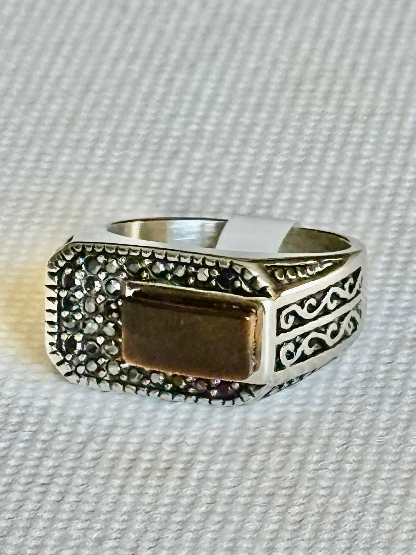 Men’s Tiger’s Eye Ring! 9