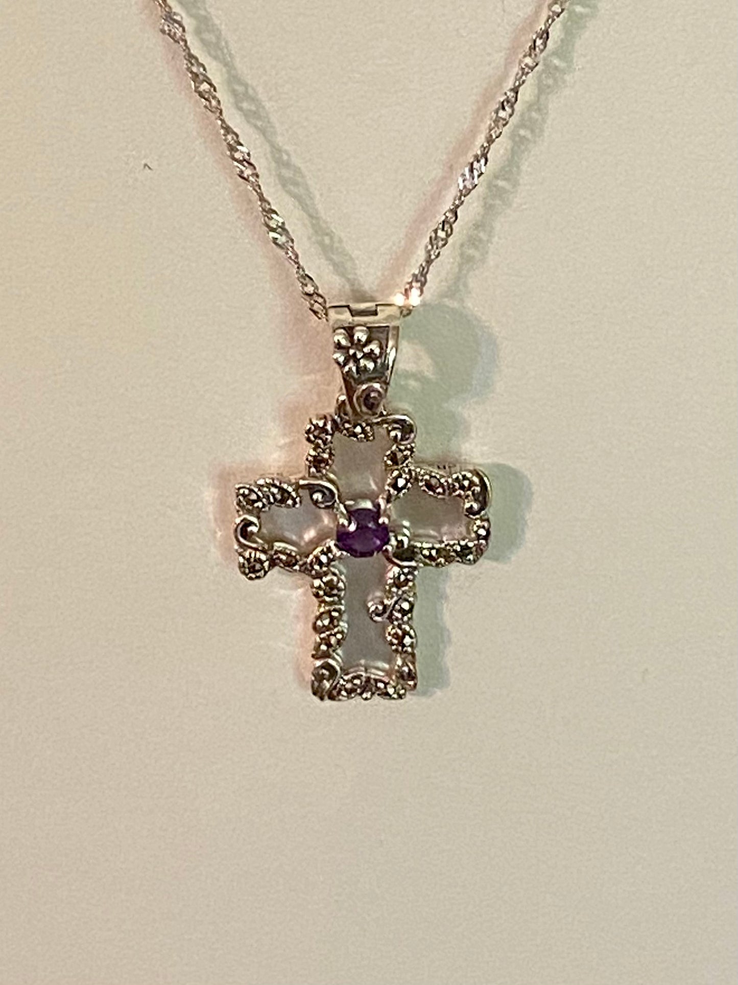 Silver Cross Pendant Necklace!