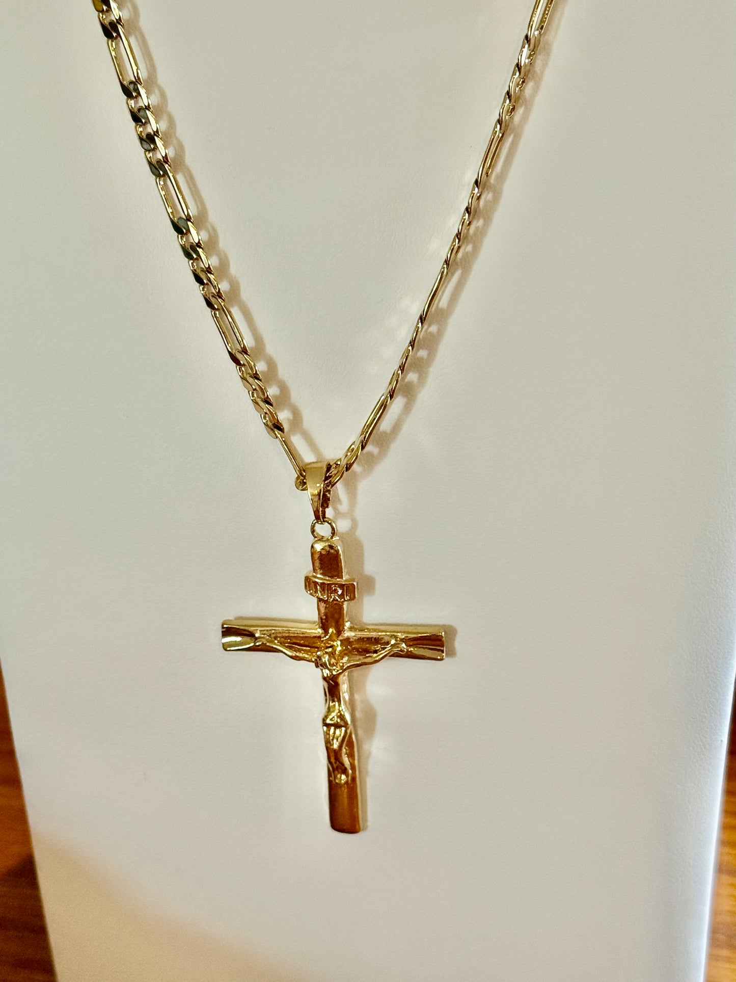 Gold Filled Pendant Necklace!