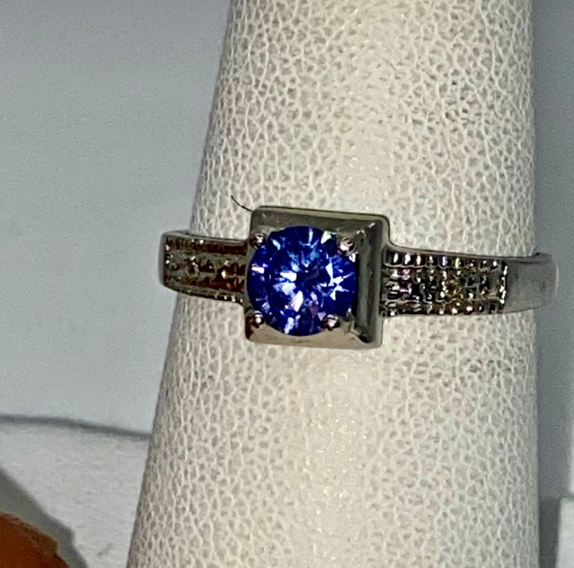 Tanzanite With Diamonds Ring!