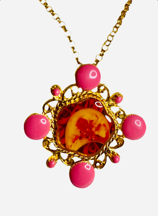 Ladies Floral Deco Necklace!