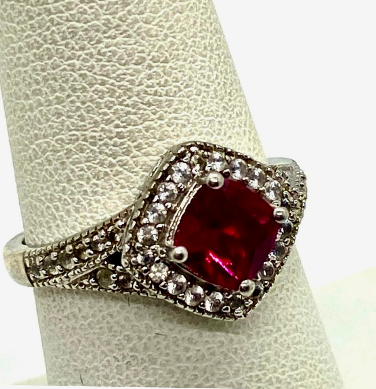 Vintage Sterling Silver Ring! 7