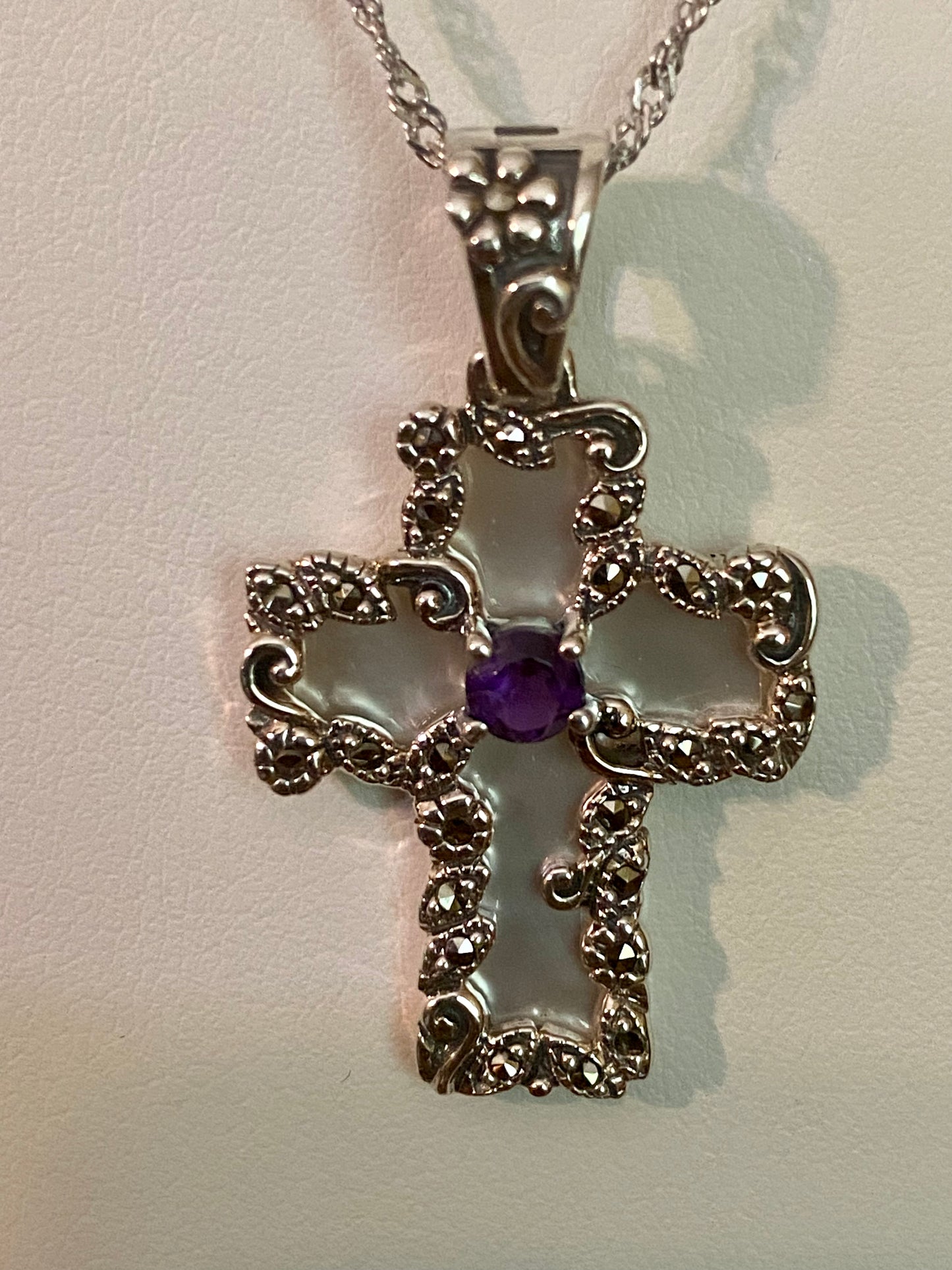 Silver Cross Pendant Necklace!