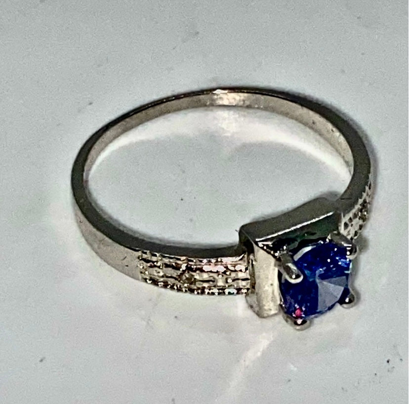 Tanzanite With Diamonds Ring!