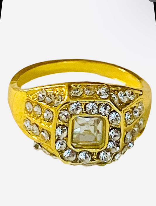 Vintage Rhinestones Ring!