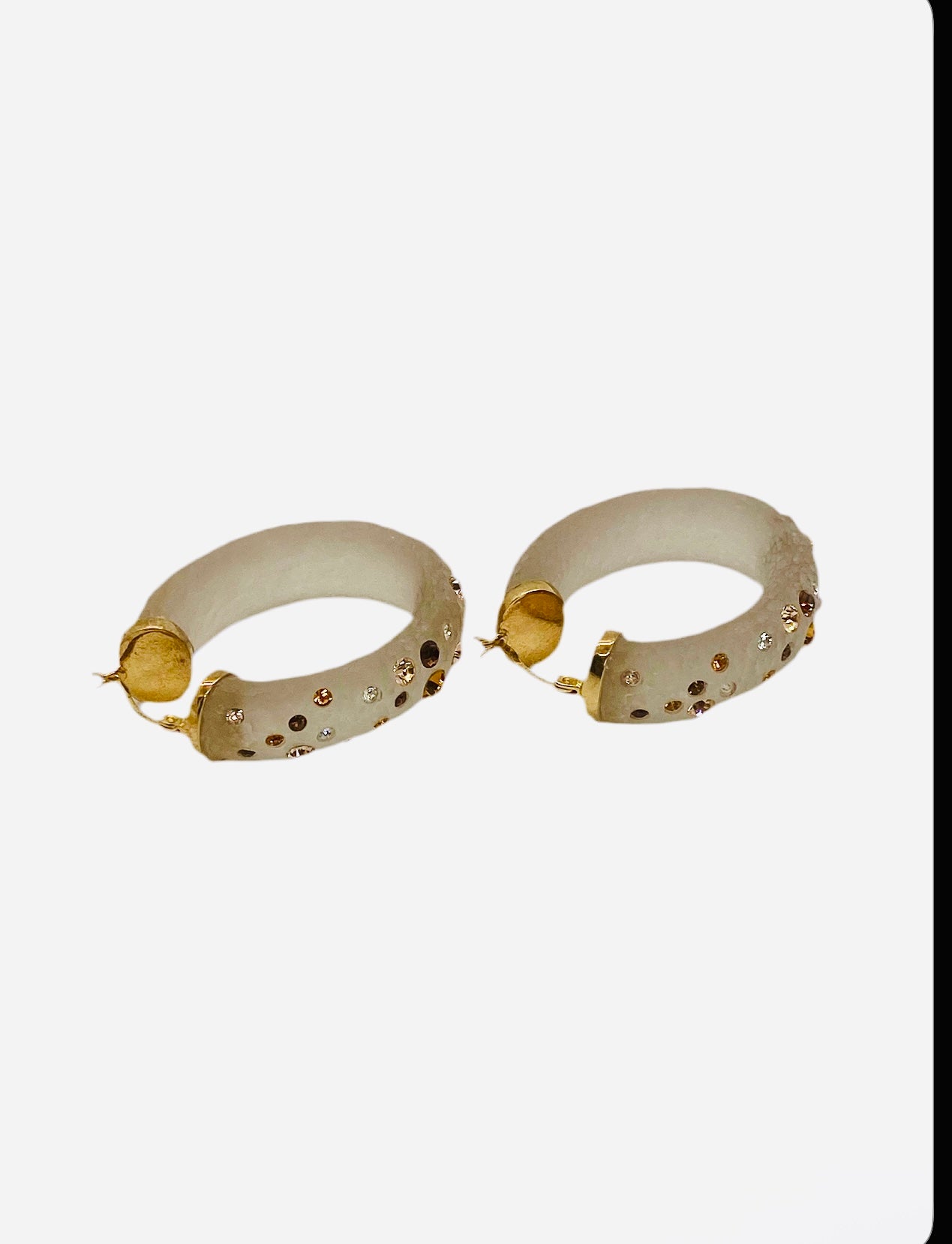 Ladies Bedazzled Earrings!