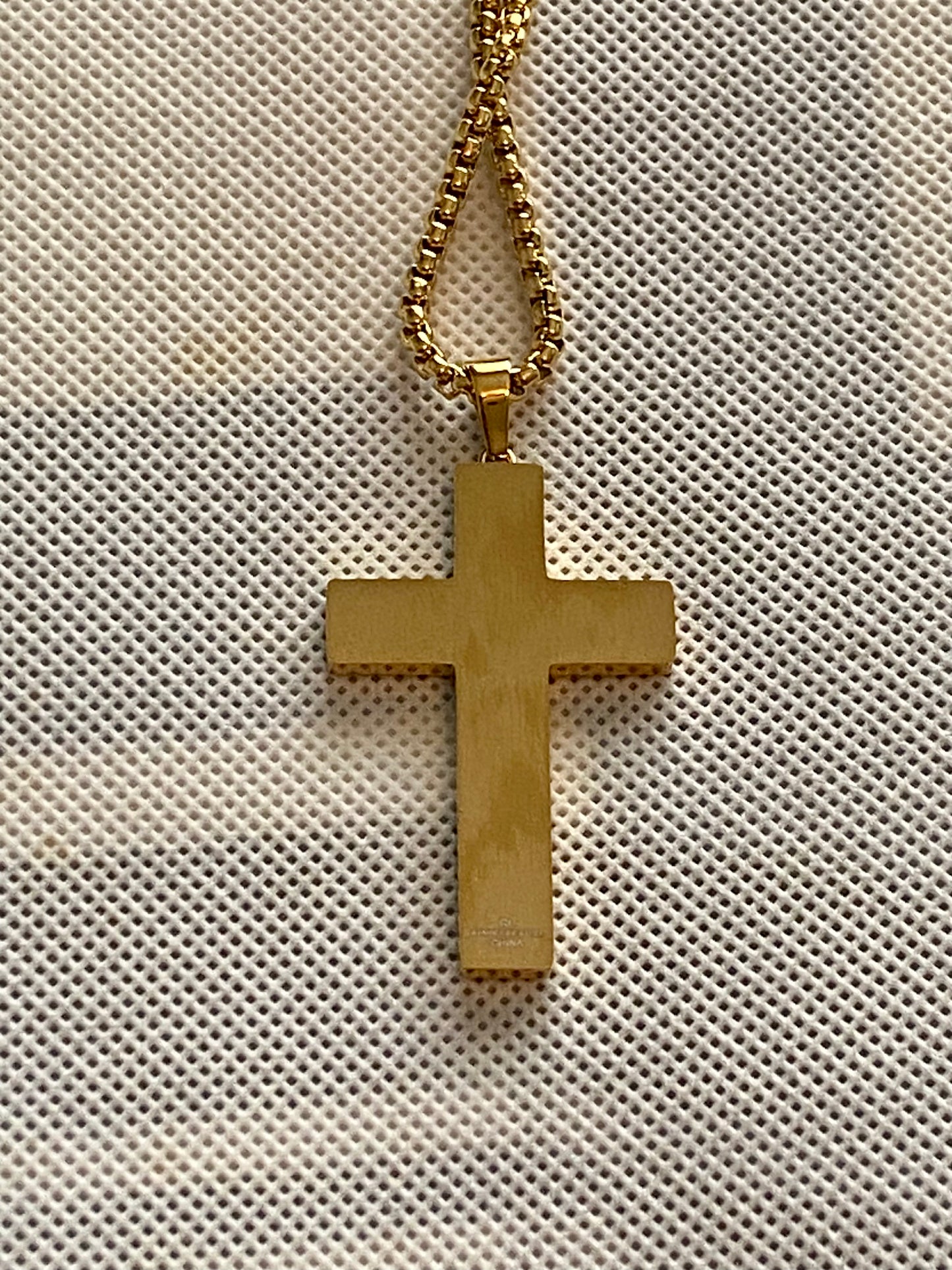 Cross Dangle Necklace!