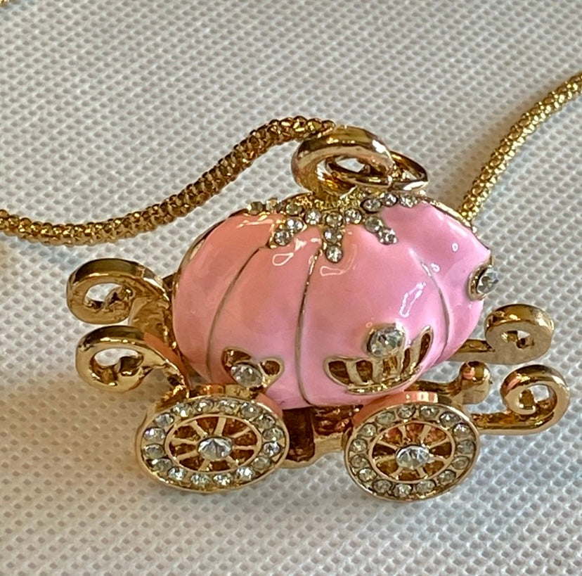 Carriage Pendant Necklace!