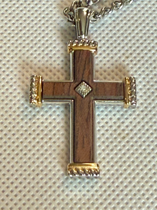 Cross Pendant Chain Necklace!