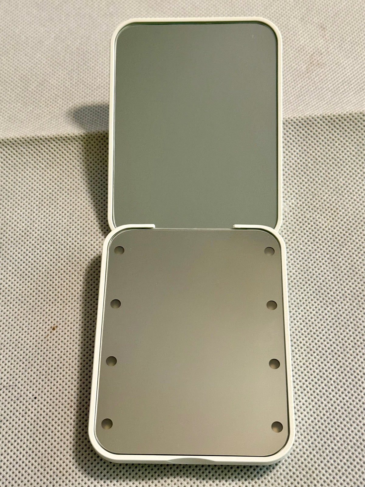 Compact LED Mirror