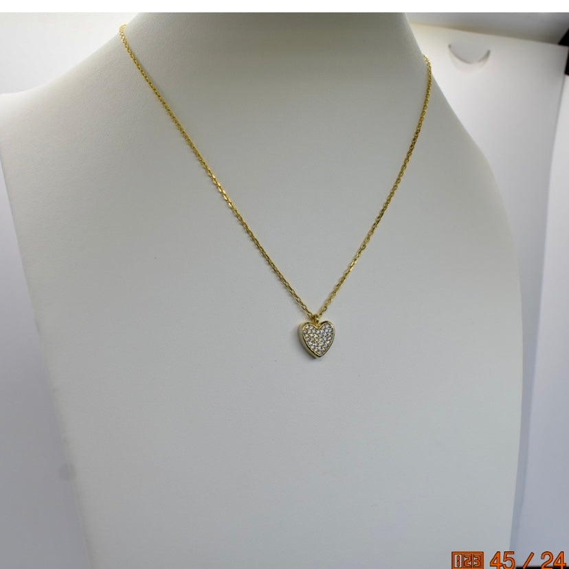 Ladies Heart Pendant Necklace!