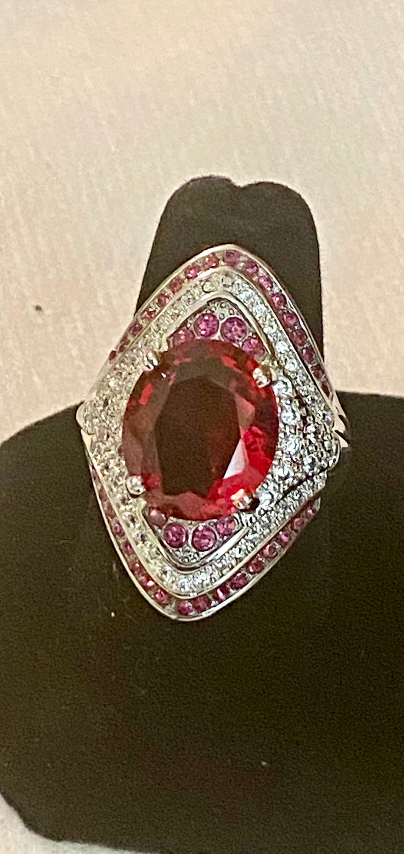 Ladies Royal Ruby Red Ring! 8