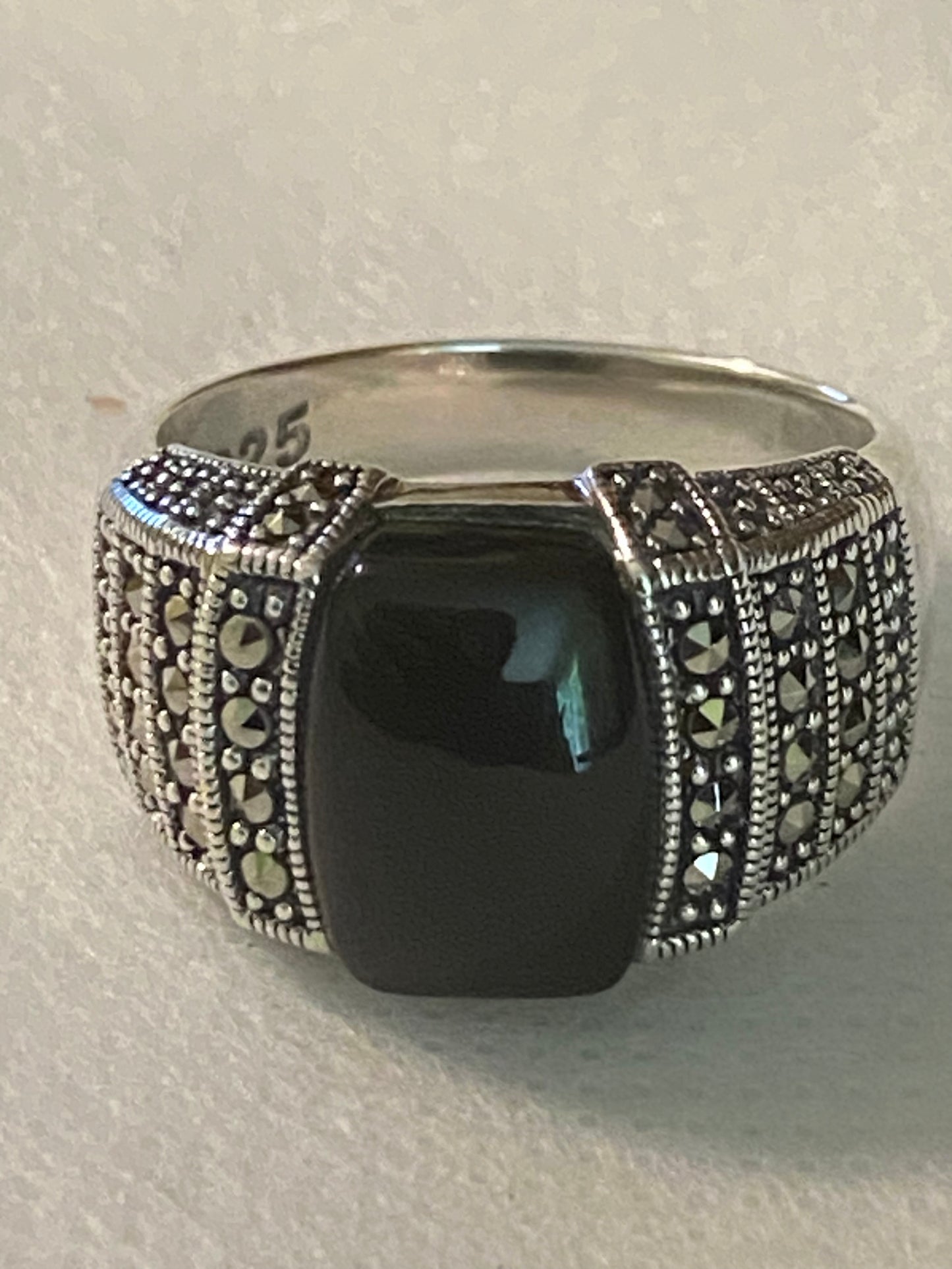 Men’s Black Onyx Ring!! 11