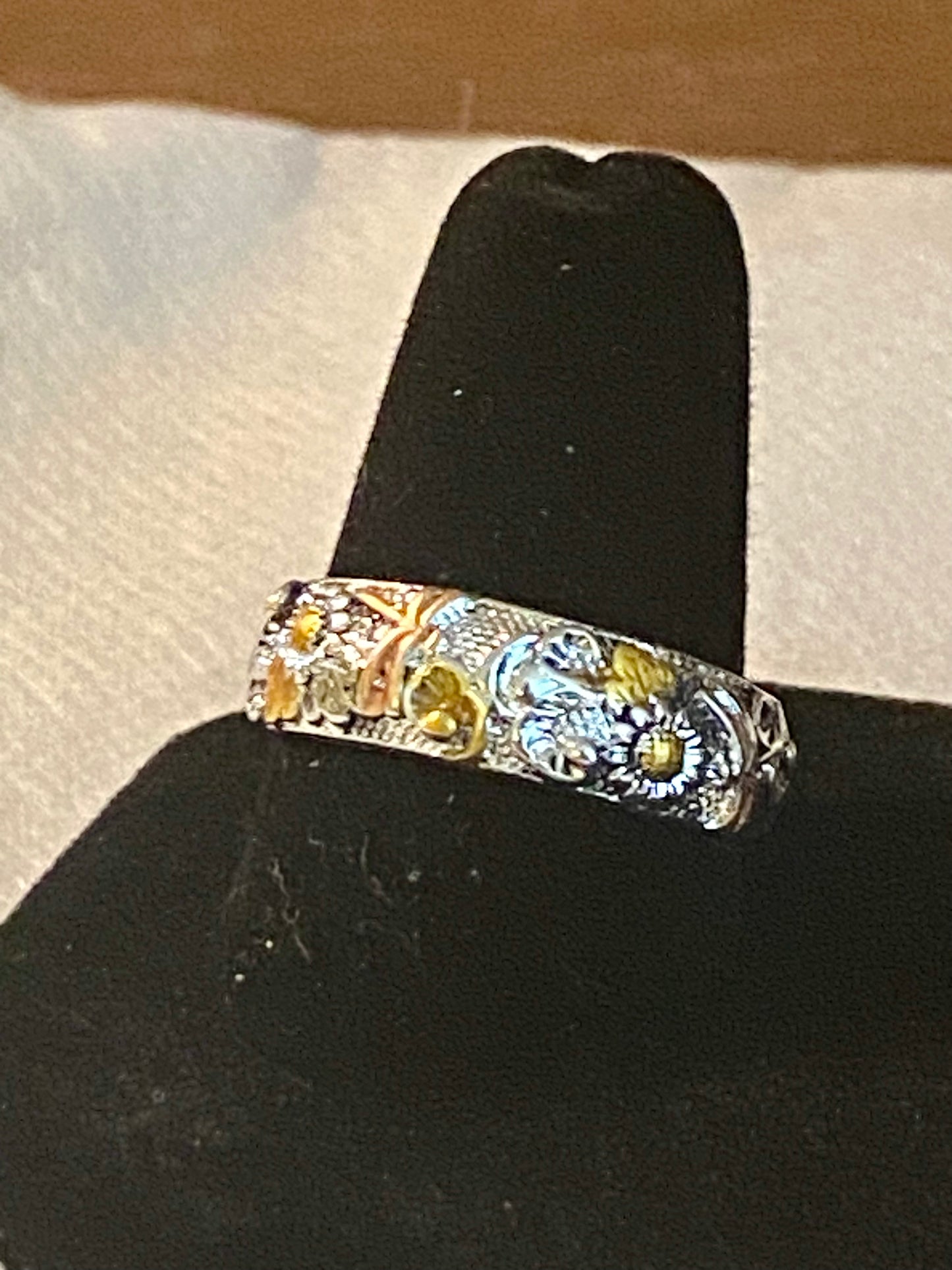 Vintage Statement Ring! 8