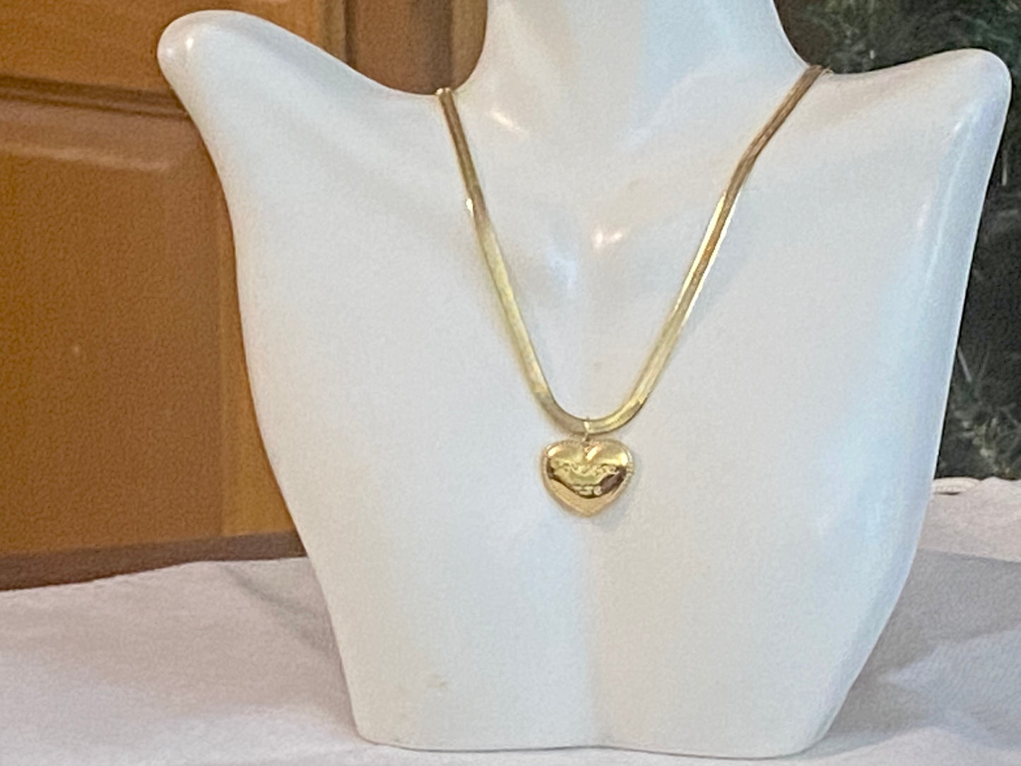 Heart Pendant Necklace!