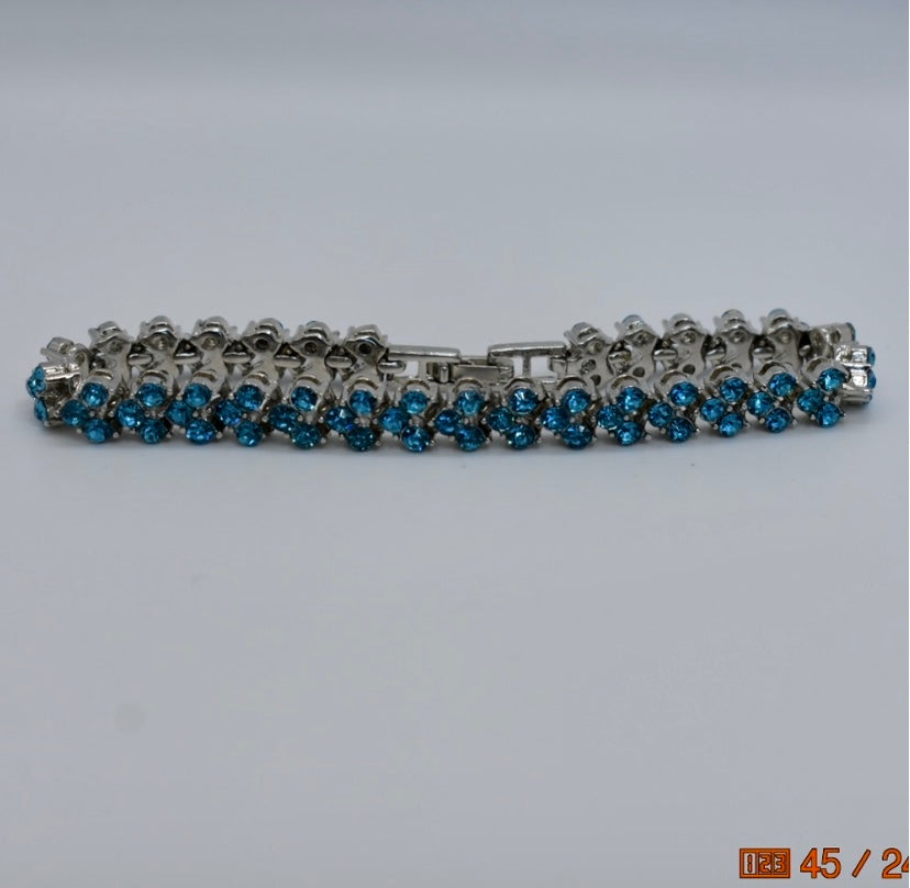 Ladies Tennis Bracelet!