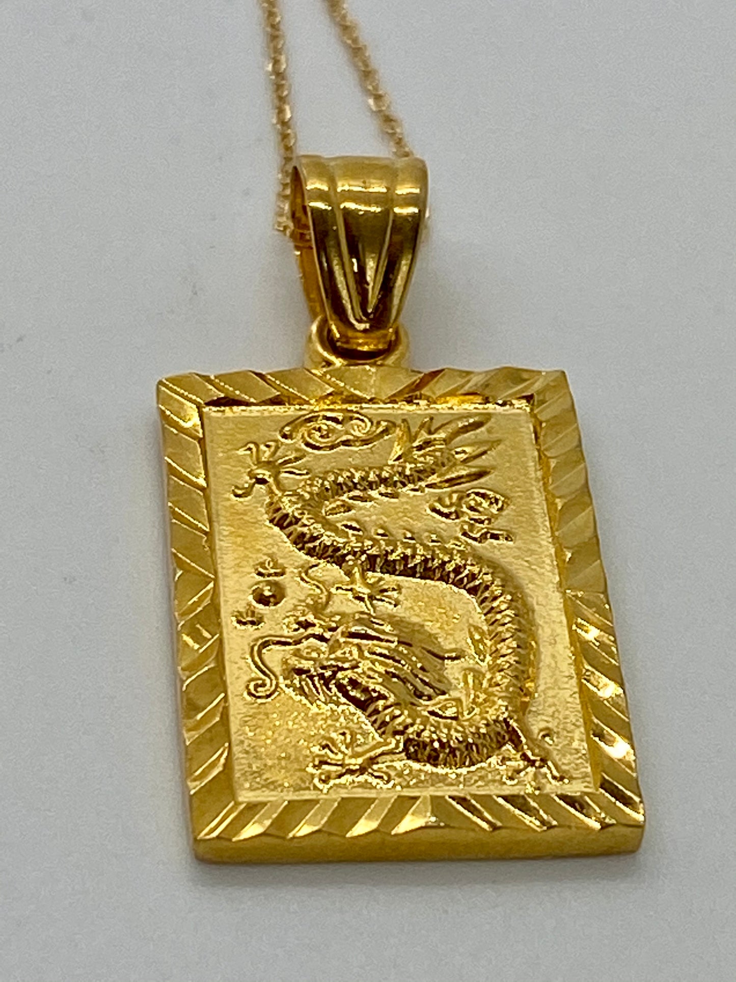 Gold Filled Pendant Necklace!