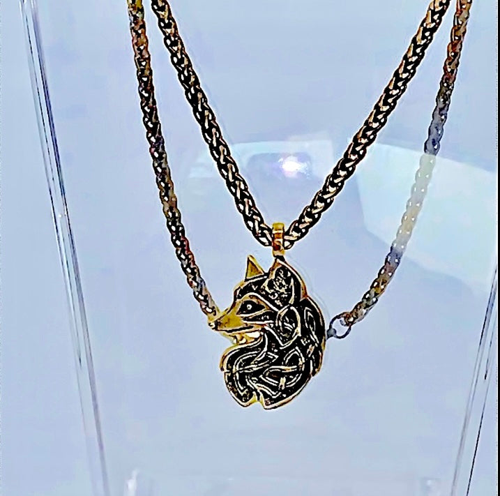 Wolf Pendant Necklace!