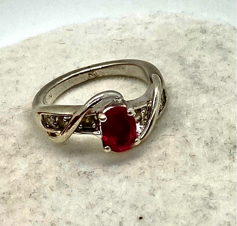 Vintage Sterling Silver Ring! 7