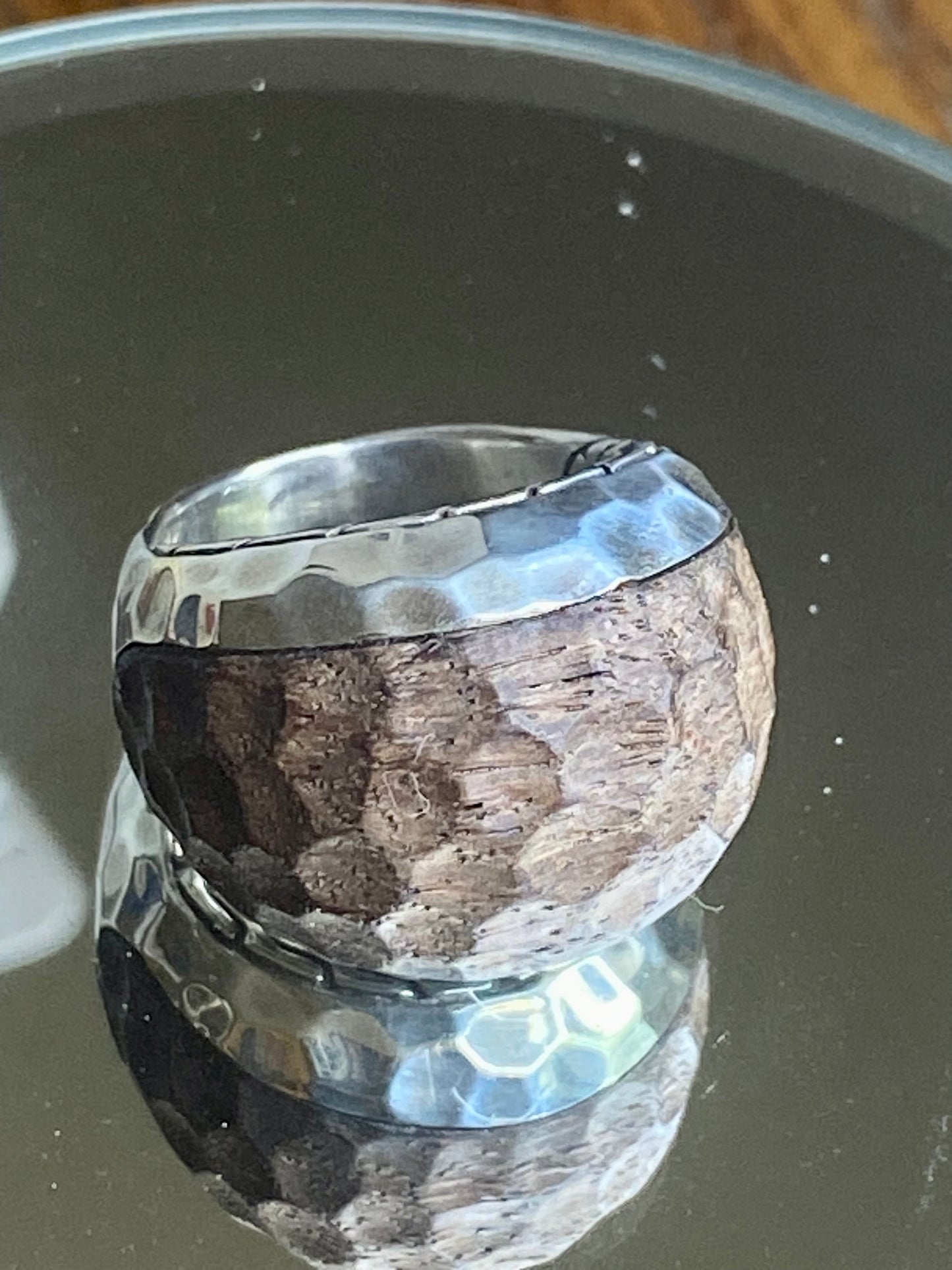 John Hardy Palu Rosewood Dome Ring! 7.5