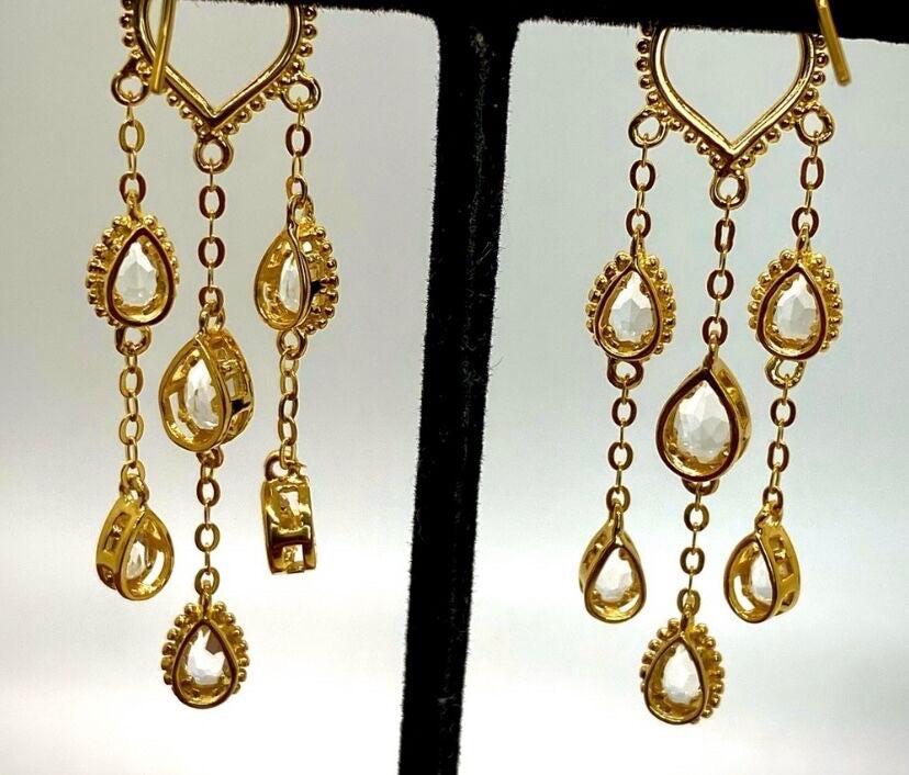 Women’s Chandelier Earrings!