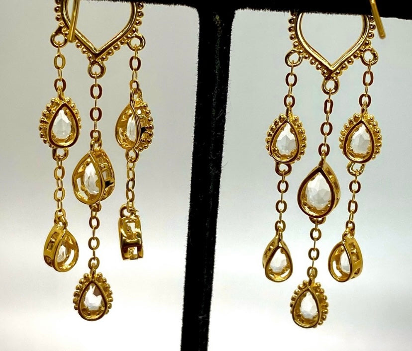 Women’s Chandelier Earrings!