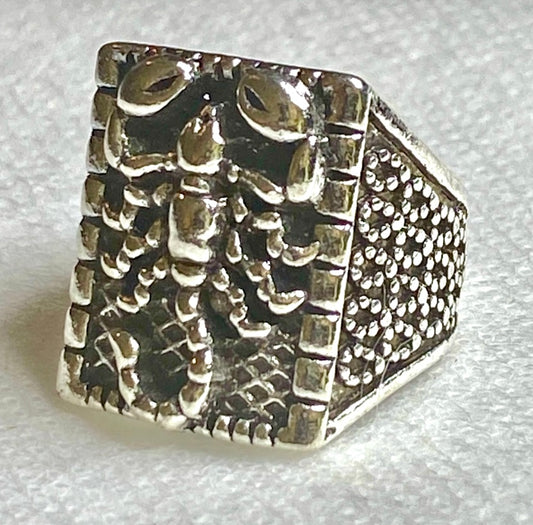 Silver Statement Ring! 7.5