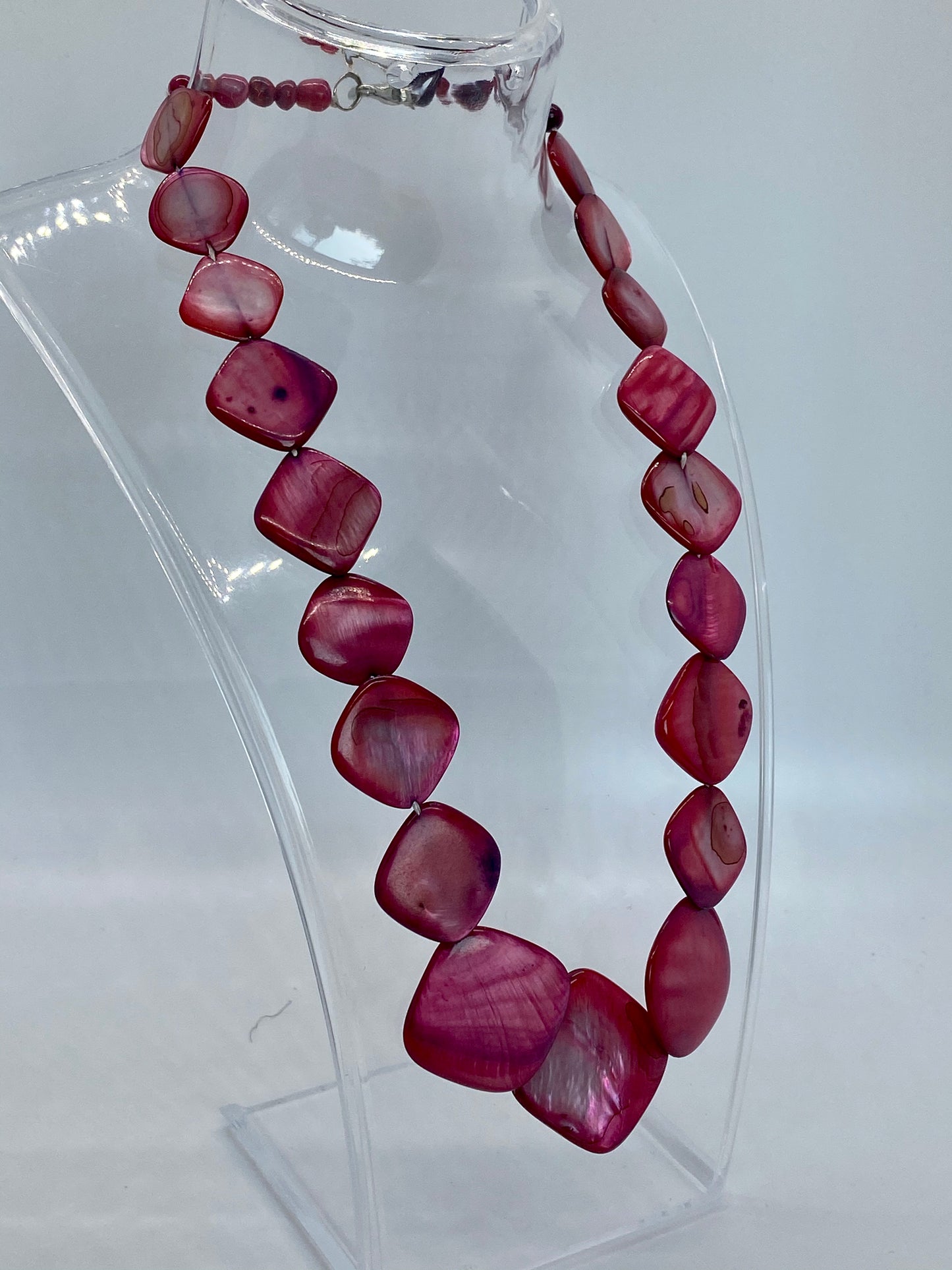 Rose Pearl Necklace!