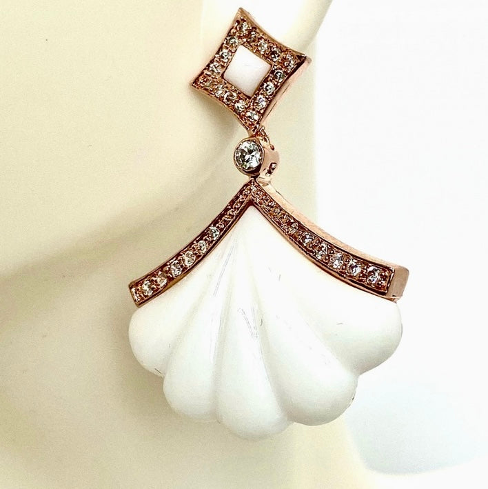 Ladies Fan Dangle Earrings!