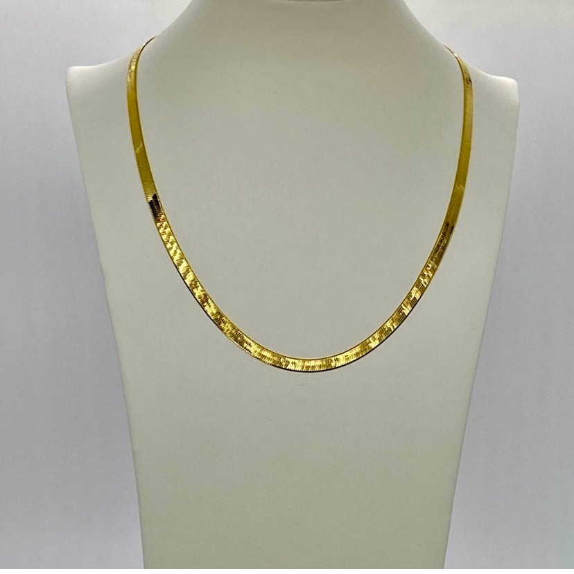 Darya Herringbone Chain Necklace! 18”