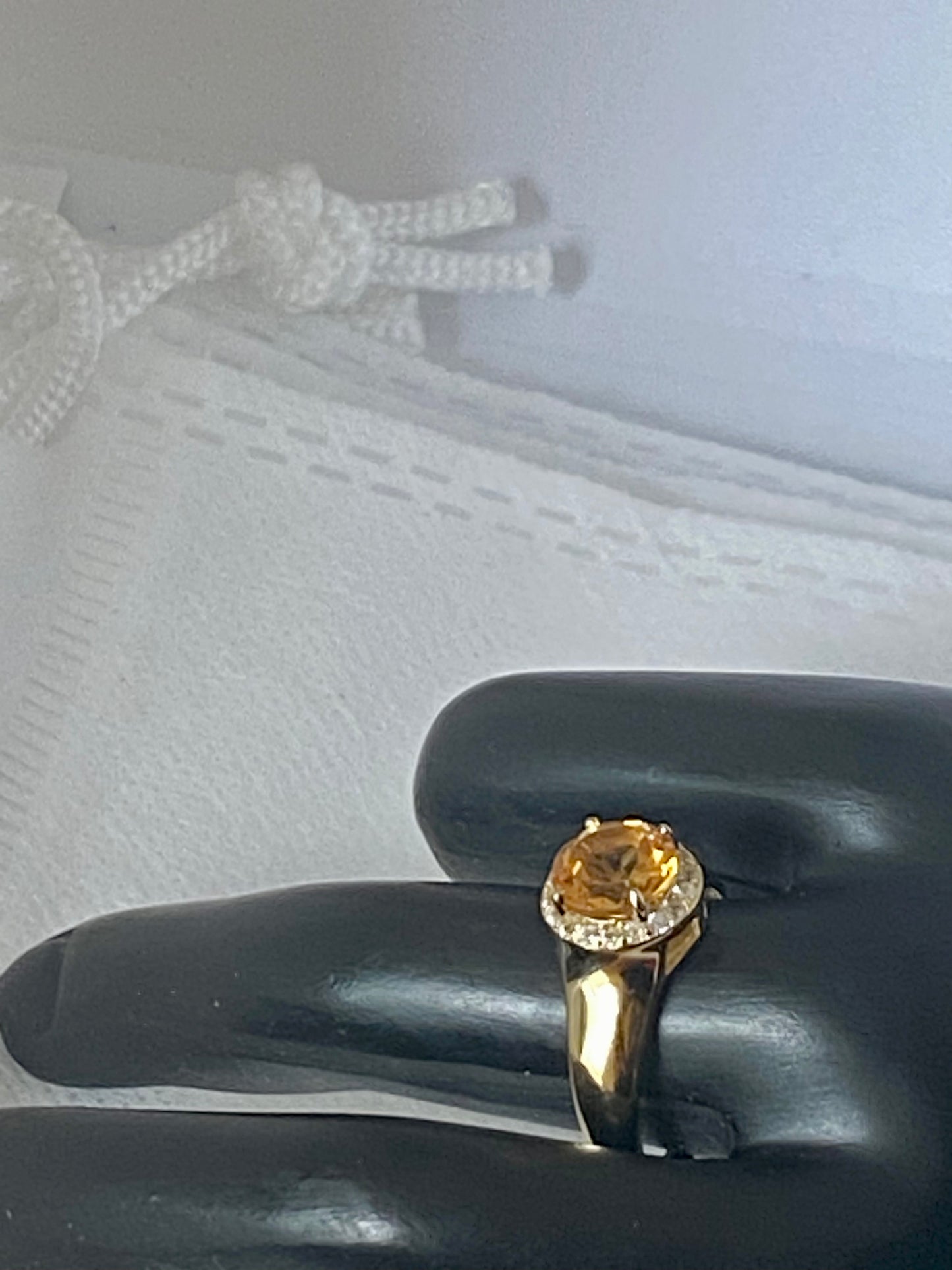 Ladies Citrine Crystal Ring! 9