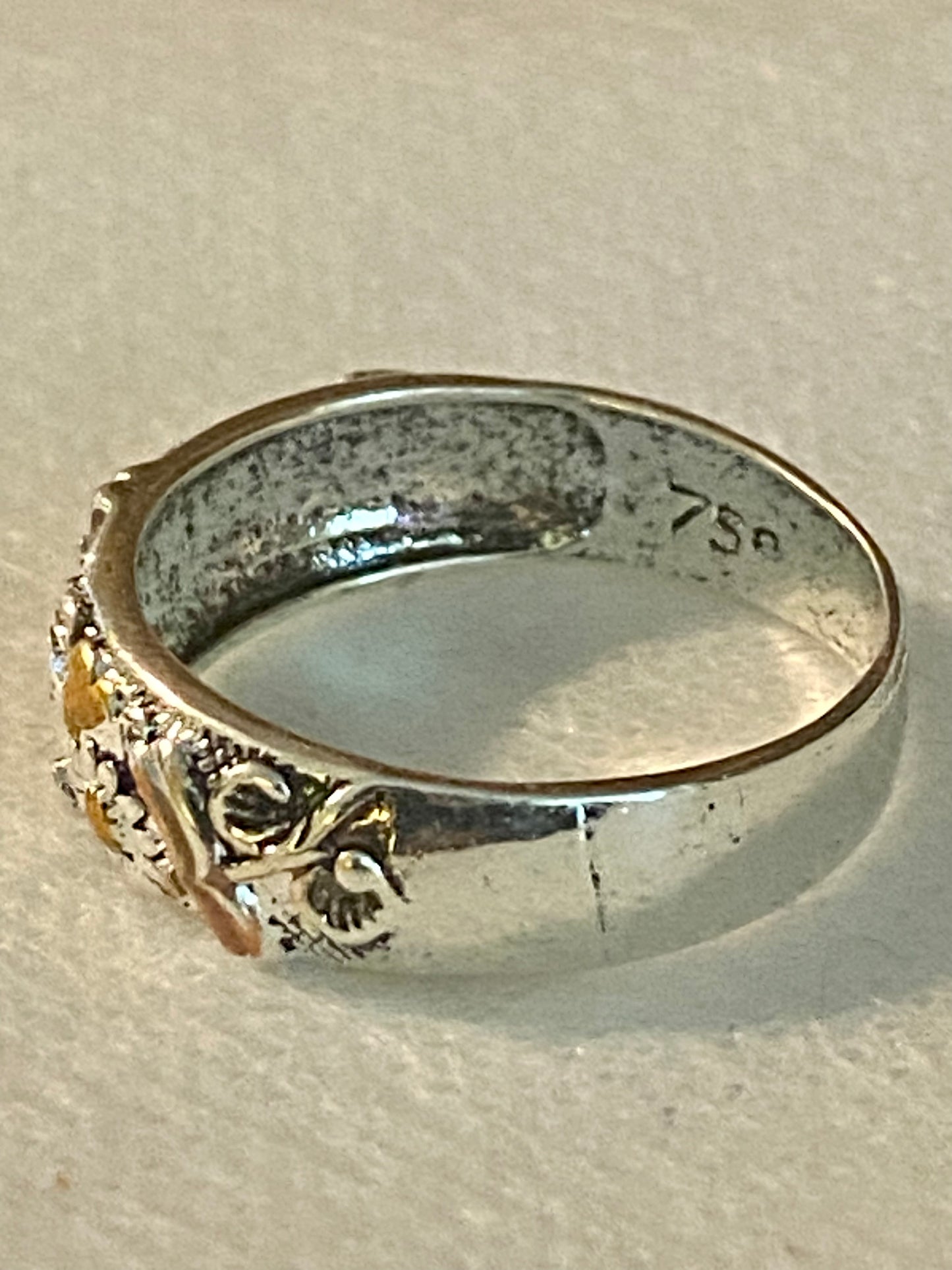 Vintage Statement Ring! 8