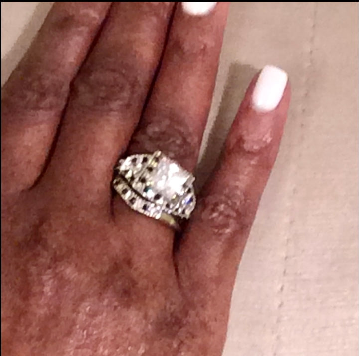 Ladies Wedding Ring Set!